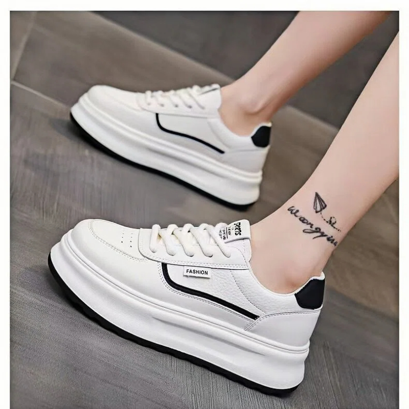 レディース厚底ホワイトスニーカー　スリムで軽量、多用途　20 - White Sneaker Care Kit のレビューと価格