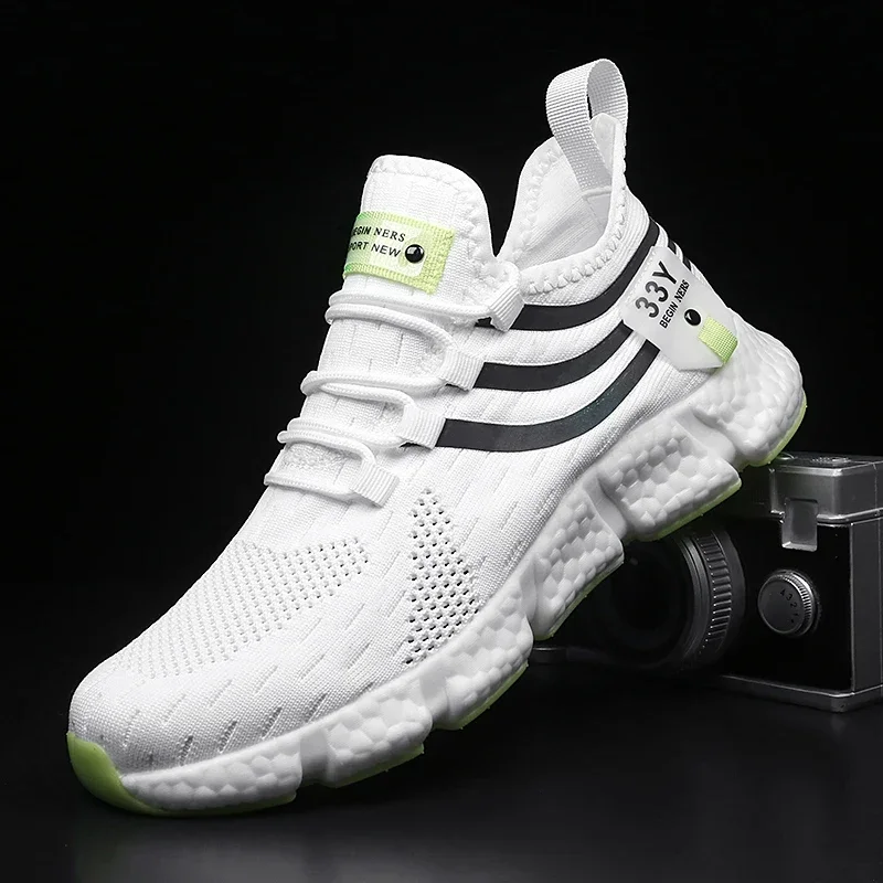 男性用の通気性メッシュのランニングシューズ,クラシックな滑り - White Sneaker Care Kit のレビューと価格