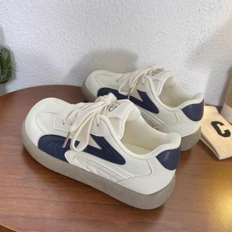 ヴィンテージ風レディースチャンキースニーカー、ホワイトネイビ - White Sneaker Care Kit のレビューと価格